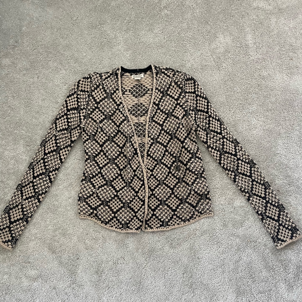 Lucky brand sweater gold and black